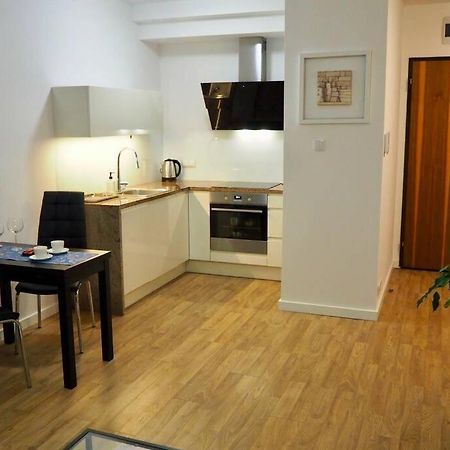 Wilanow Apartment Close To Town Hall And Palace Warsaw Exterior photo
